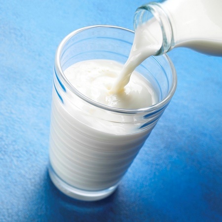 なぜ、日本人は”牛乳”を飲むのか？